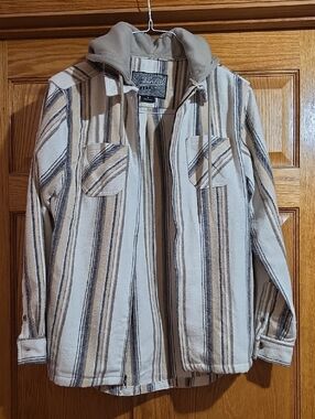 Trademark Brooklyn Men's Hooded Shirt Size Small
